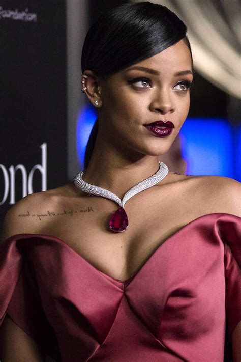 Rihanna Updates Adoringrihanna Twitter