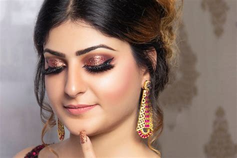 Makeover Plus Geeta Ahuja Makeup Artist Mayur Vihar Phase 1