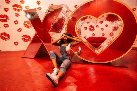 Valentines Day In Las Vegas 9 Creative Ways To Celebrate Local Las