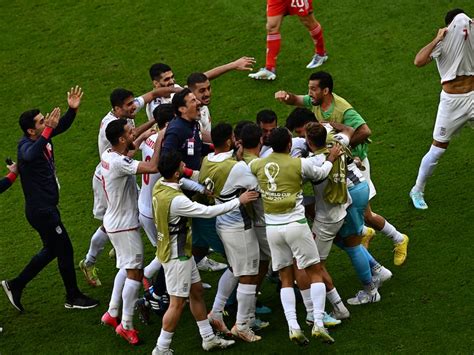 Fifa World Cup 2022 Wales Vs Iran Highlights Iran Beat 10 Man Wales 2