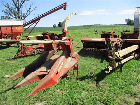 Sold Gehl 1200 Harvesting Forage Harvesters Pull Type Tractor Zoom