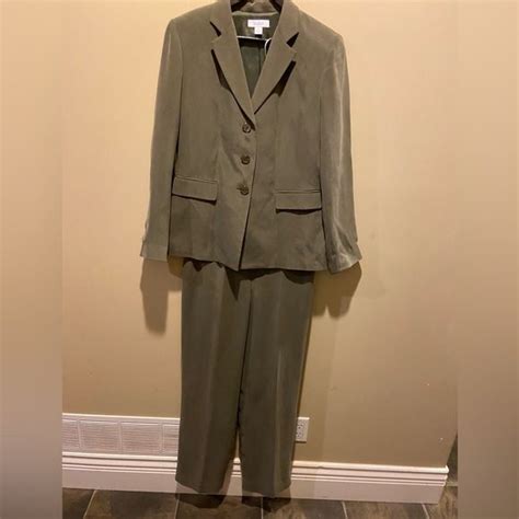 Nwot Travis Ayers For Dress Barn 2 Piece Olive Green Jacket Pant