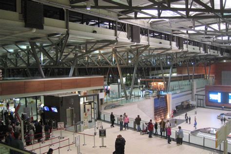 Canada Airports And Border Points To Record Traveler Conversations