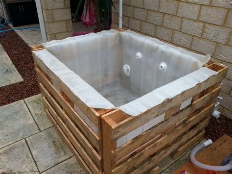 Today we've prepared some diys for those. IBC Above Ground Plunge Pool | Diy swimming pool, Diy hot ...