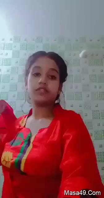 Desi Tamil Girl Showing Her Boobs And Pussy On Video Call Part