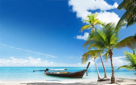36 Wallpapers Hd Beaches With Boats On Wallpapersafari