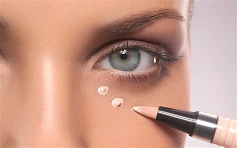 The Best Way To Conceal Dark Circles Tips To Brighten Under Eye Area