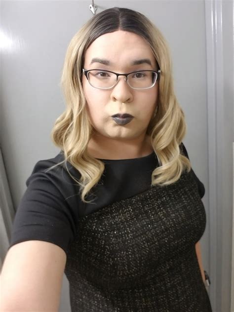 Lol Couldnt Help Trying The Duck Face Rcrossdressing