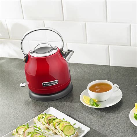 Kitchenaid electric kettle kek1222 empire red. KitchenAid Artisan KEK1222 Kettle 1.25L Empire Red - Fast ...