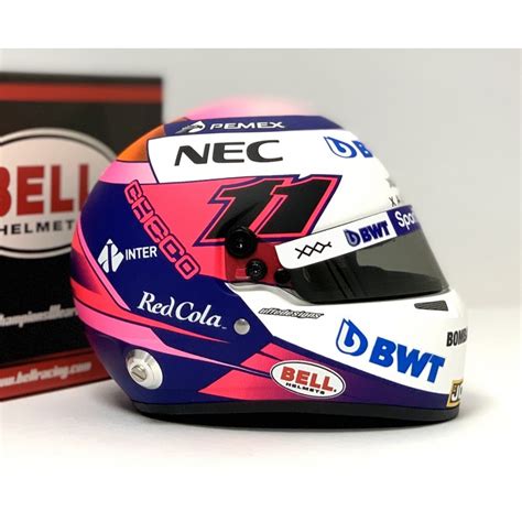 Sergio perez, geboren in mexico, zal dit weekend met een speciale helm rijden ter ere van de slachtoffers van de aarbeving in mexico september dit jaar. Casque Helmet 1/2 Sergio Perez F1 2019 Bell - Miniatures ...