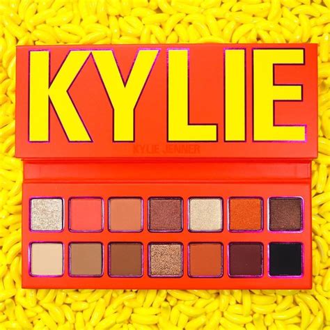 Summer Palette ☀️july13 🍌 Kylie Cosmetics Kylie Makeup Kylie