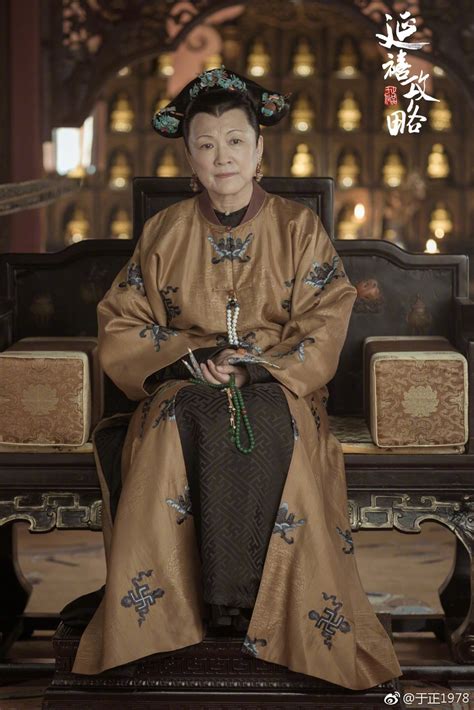Feeling proud that it worked, he gives her 2 options to allow her back into changchun palace to serve the empress: Story of Yanxi Palace moves up schedule, cast promote show ...