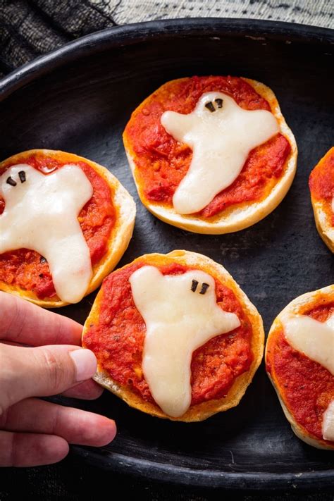 10 Lovable Halloween Food Ideas For Kids 2024