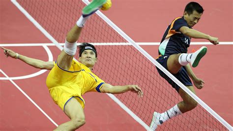 Latihan smesh sangat penting dalam bermain sepak takraw, karena banyak 2. Sepak Takraw: Pengertian, Sejarah, Teknik, Sarana ...