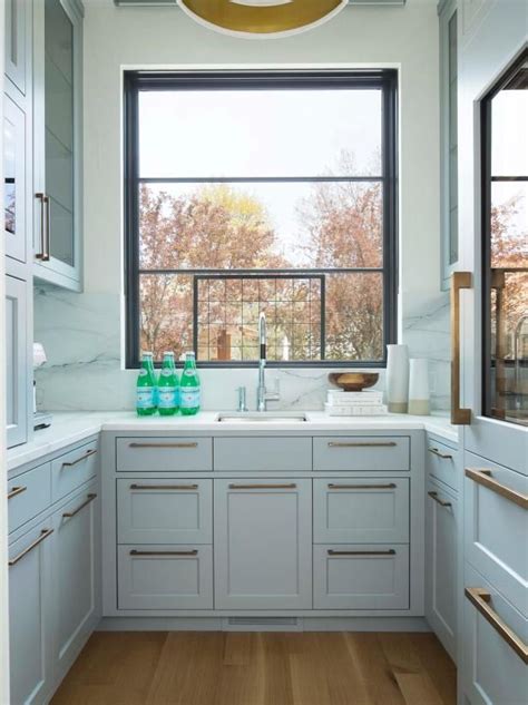 Windows, doors, china cabinets, buffet servers, artwork, and a bunch of different visually fascinating objects may discover their locations in a dining room. 20 Gray Kitchen Cabinets We're Loving | HGTV | Kitchen ...