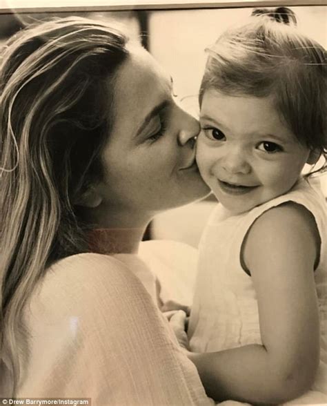 Drew Barrymore Kisses Little Olive In Mothers Day Snap Daily Mail Online