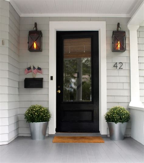 Your porch is something you should be proud of. 35 Front Door Flower Pots For A Good First Impression