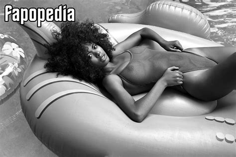 Nereyda Bird Nude Leaks Photo Fapopedia