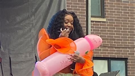 cupcakke squidward s nose live in chicago 2023 youtube