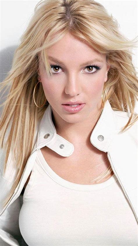 🔥britney Spears Sharp Look Britney Spears Sharp Look Celebrity Bonito Girl Singer 800x1421
