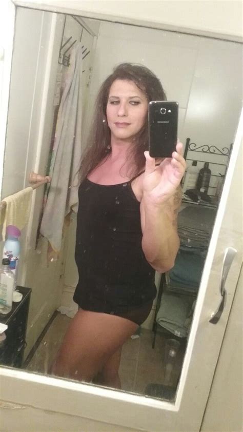 Pin By Melissa Baker On New Pics Crossdressers Mirror Selfie Selfie