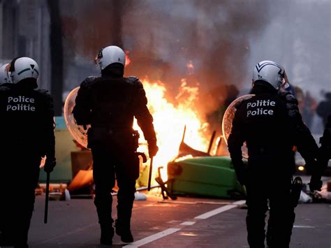 Covid 19 Anti Lockdown Riot Erupts In Belgium As Protests Sweep Europe