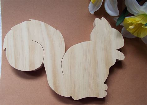 Squirrel DIY Unfinished Wood Decoration | Wood craft patterns, Fall projects, Wood cutouts