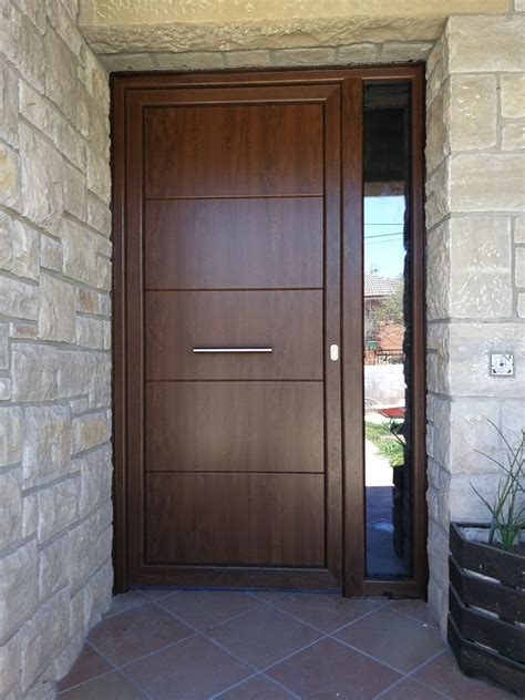 Ver más ideas sobre puertas de entrada modernas, puertas de entrada, diseño de puertas modernas. IP7 - 4LINE Aluminio foliado instalada en provincia de ...