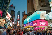 File:Times Square, Broadway, May 2016.jpg - Wikimedia Commons