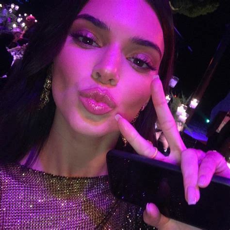 Kendall Jenner Sexy Duck Face Selfie Celeblr
