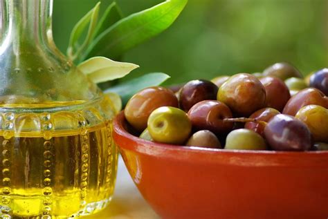 Why is australian olive oil good? Olive Oil: What it is and how it's made | Italy Blog ...