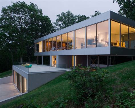 House In A Hill Slope Design