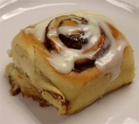 This recipe is hands down the best homemade cinnamon rolls ever. Best-Ever Homemade Soft & Fluffy Cinnamon Rolls - Duck In ...