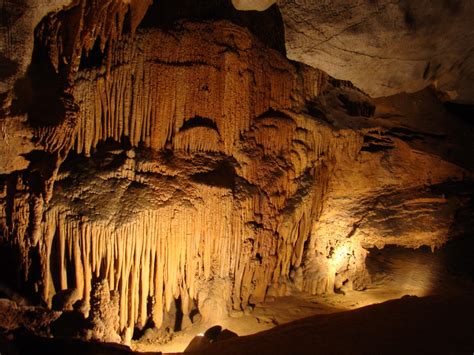 Endless Caverns Picturesque Photo Views