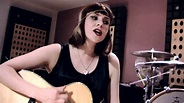 Kate Nash | "Kiss That Grrrl" - A64 [S1.EP46]: SBTV - YouTube