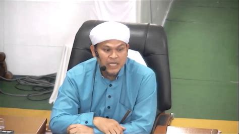 Biografiku.com | nama ustadz adi hidayat dikenal sebagai salah satu ustadz yang lagi populer di kalangan netizen muslim. Ustaz Abdullah Khairi ceramah Perdana 11 4 2016 Masjid ...