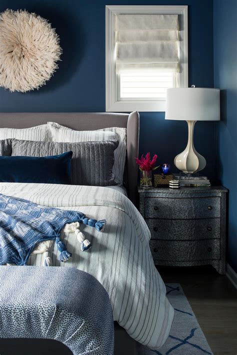20 Grey White And Blue Bedroom Decoomo
