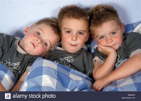 The Triplets High Resolution Stock Photography And Images Alamy