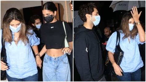 Suhana Khan Looks Date Night Ready In Crop Top And Boyfriend Jeans For