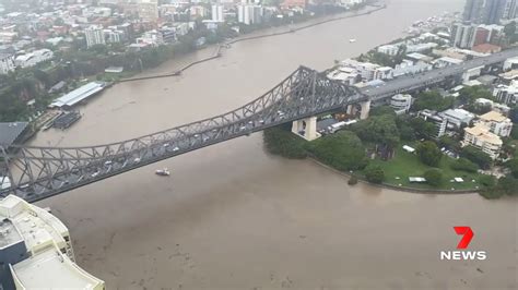 time lapse of brisbane river as queensland battles flood emergency debris is now floating down