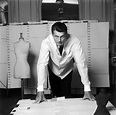 Muere a los 91 años el diseñador francés Hubert de Givenchy | Noticiero ...