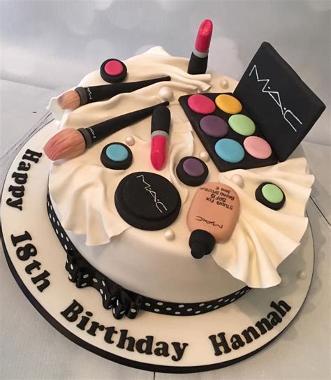 Makeup cosmetics box cake | pastel caja de maquillaje. Make Up Cake - Donna Perks Cakes