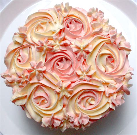 A friend like you is more priceless than the most beautiful diamond. Birthday Cake Pictures | WeNeedFun