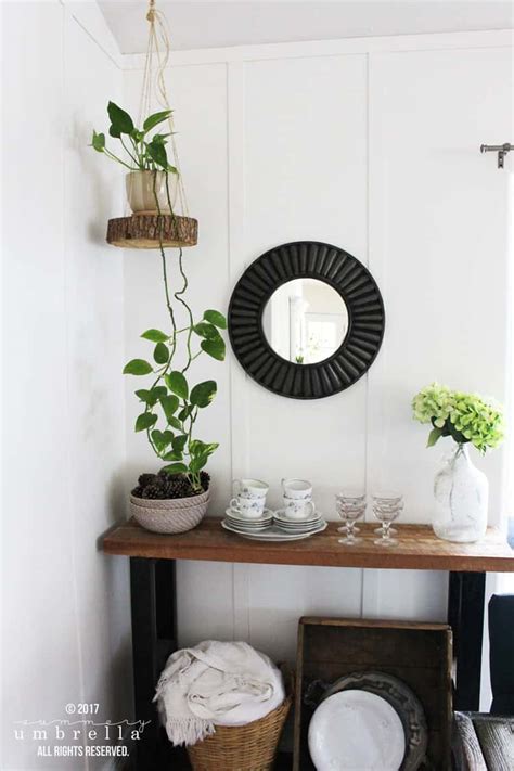 Easy Diy Hanging Planter Using A Wood Slice And Rope The