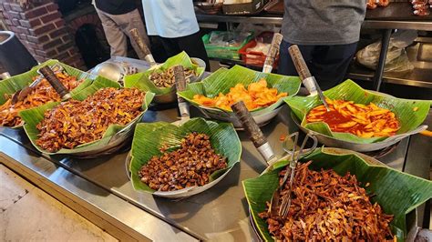 10 Rekomendasi Rumah Makan Sunda di Bandung yang Terkenal Kenikmatannya!