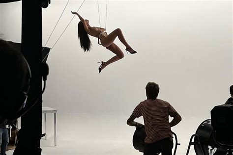 Emily Ratajkowski Does Nude Photoshoot Hanging From The Ceiling I Do My Own Stunts
