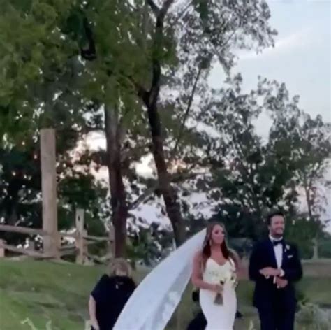 Luke Bryan Paused While Walking His Niece Down The Aisle For The Sweetest Reason American Idol