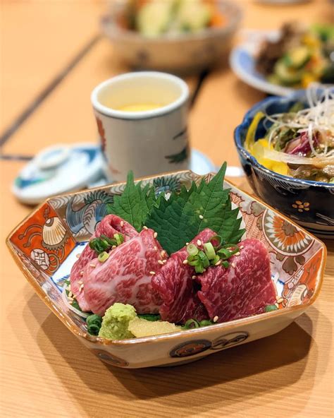 雨宮める めるてぃ On Twitter 牛タン、美味〜っ💕 肉食の私を唸らす神戸牛コース食べてきました😋 神戸焼肉金虎
