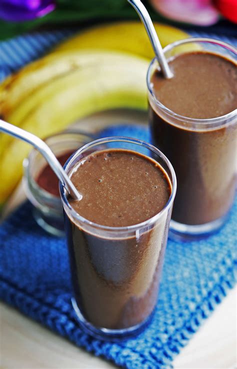 Bananas are a great choice for making homemade smoothies. Healthy Chocolate Banana Smoothie - Yay! For Food