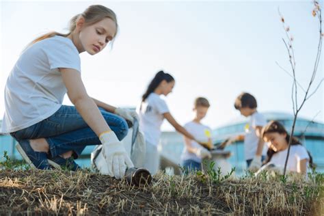 Voluntariado Con Niños Y Niñas Implicados Desde Bien Pequeños